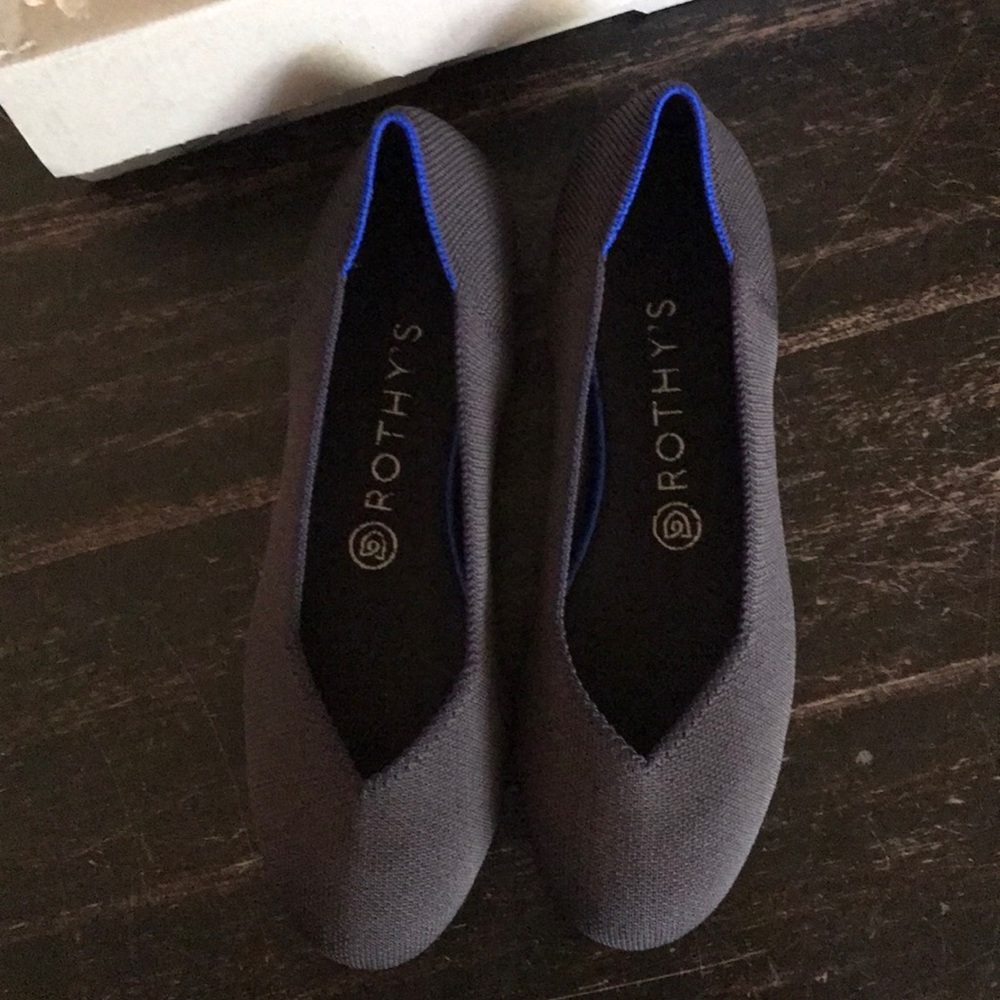 Rothys New with box Shale Grey Size 8